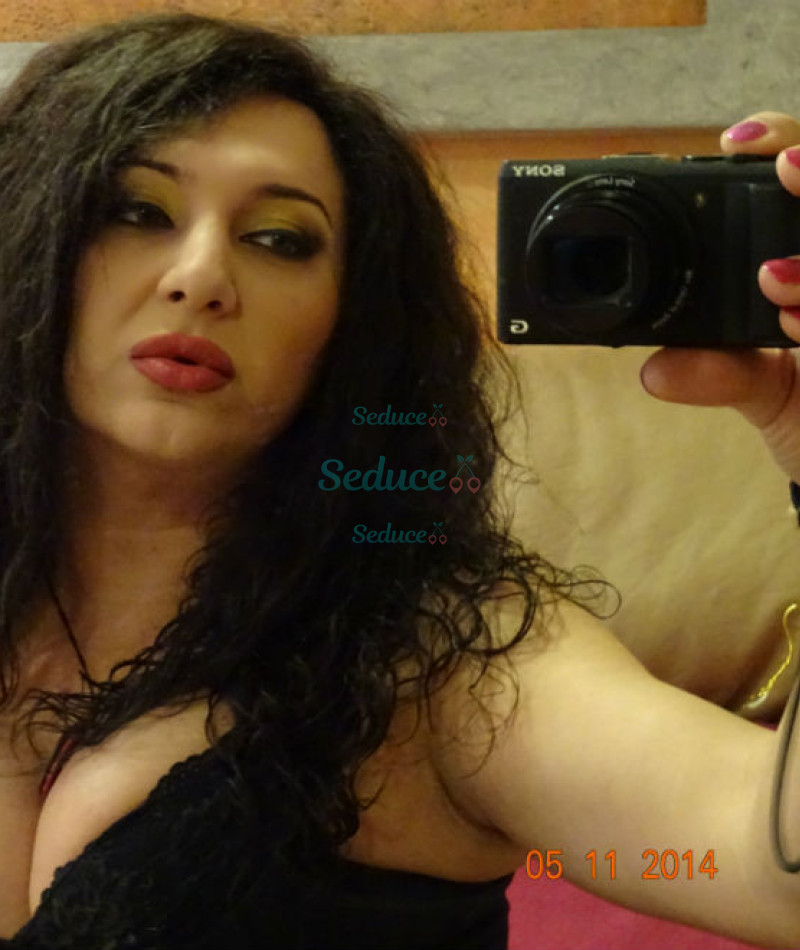 Photo escort girl Victoria-TRANS: the best escort service