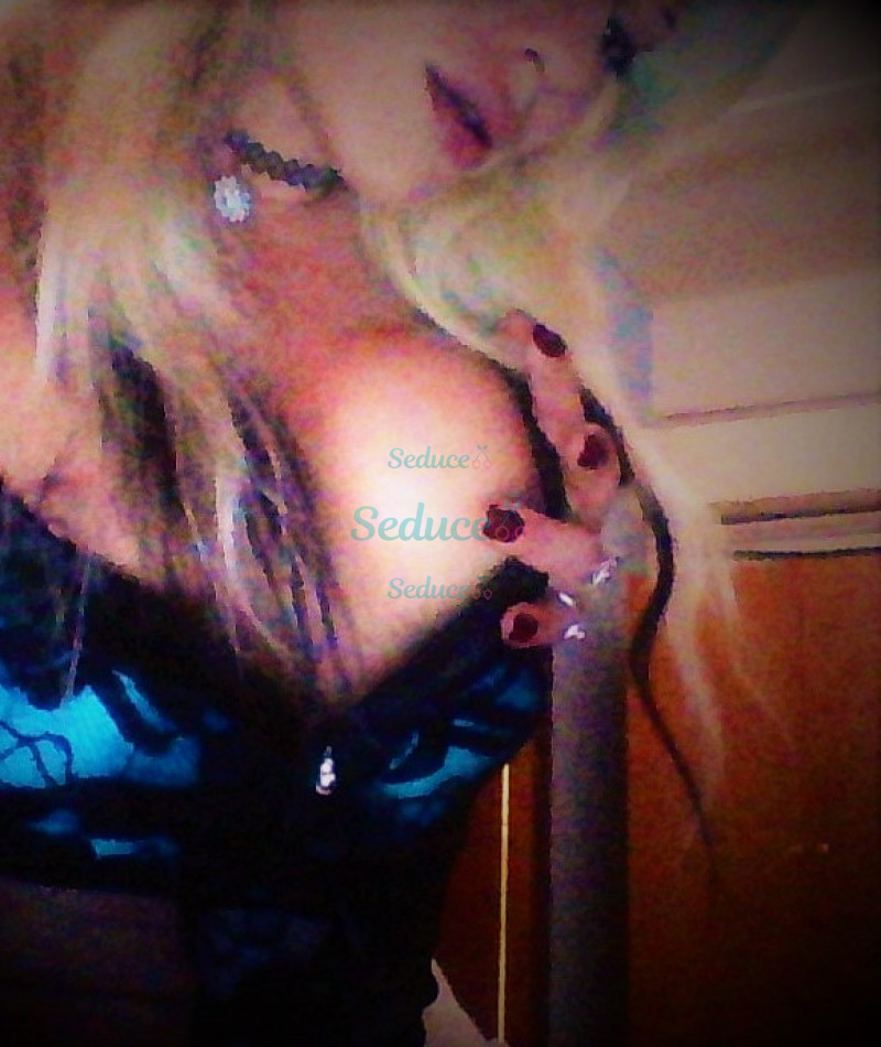 Photo escort girl liberty: the best escort service