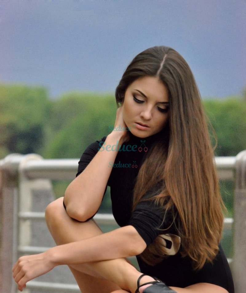 Photo escort girl ADRIANA: the best escort service