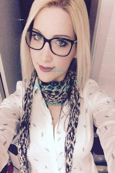 Photo escort girl Sara: the best escort service