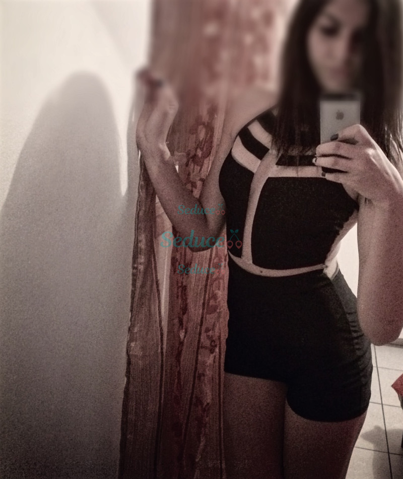 Photo escort girl Aysha: the best escort service