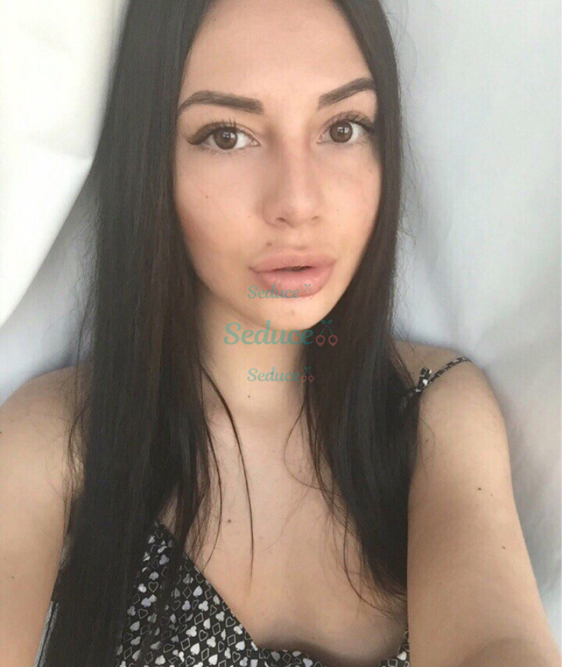 Photo escort girl MIRA: the best escort service