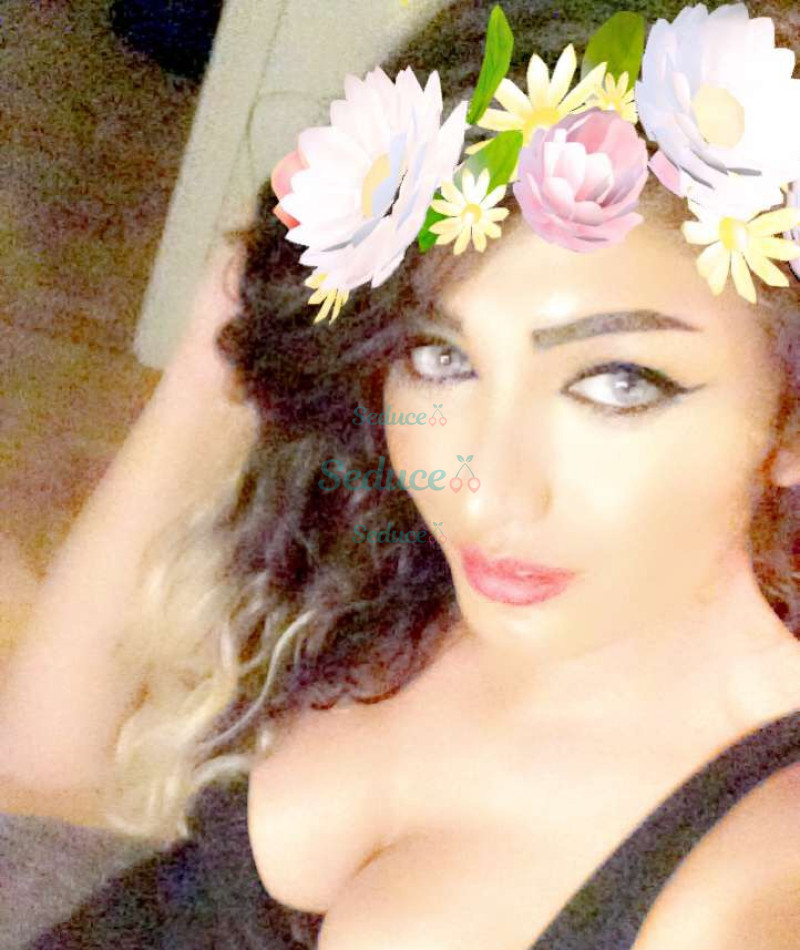 Photo escort girl Jolyجولي: the best escort service