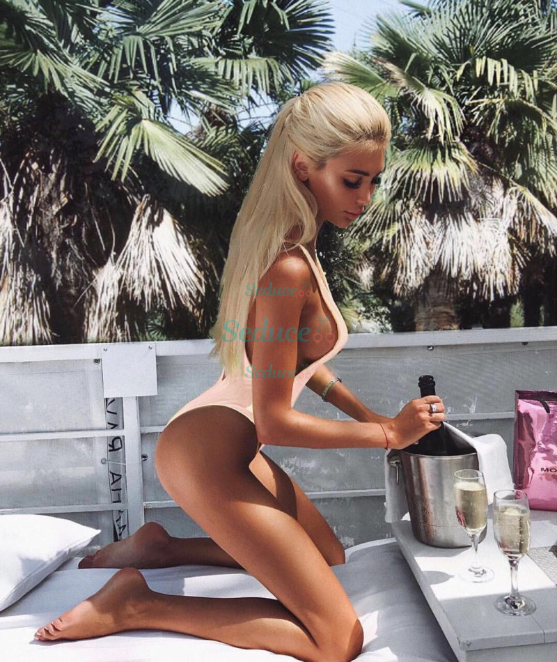 Photo escort girl Anastasiya : the best escort service