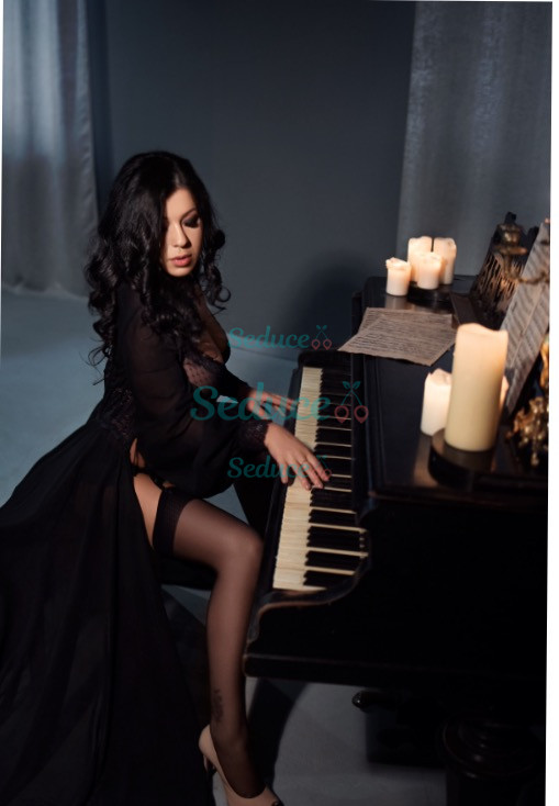 Photo escort girl Irina: the best escort service