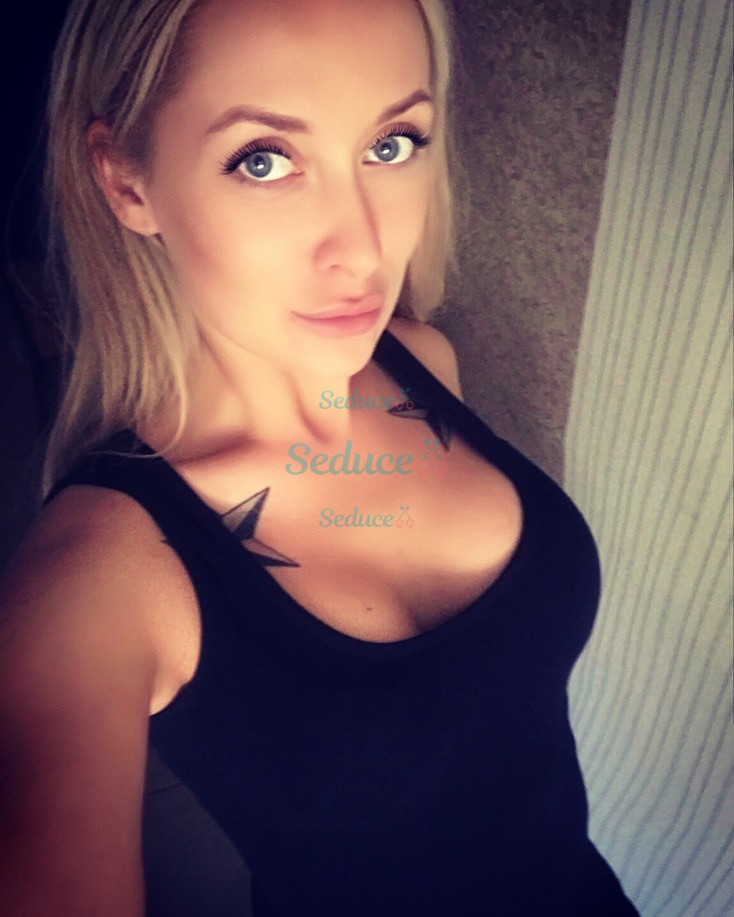 Photo escort girl Alina: the best escort service