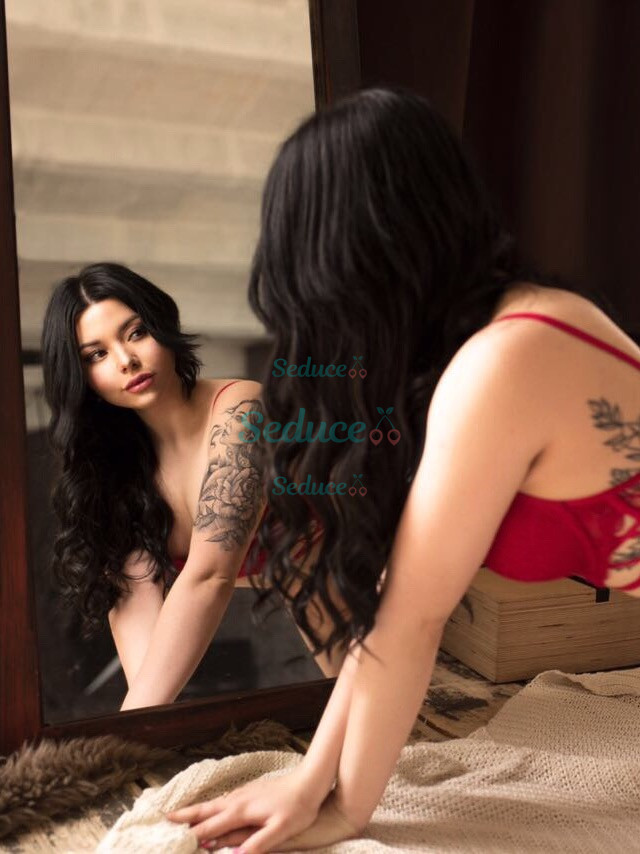 Photo escort girl ADRIANA VIP: the best escort service