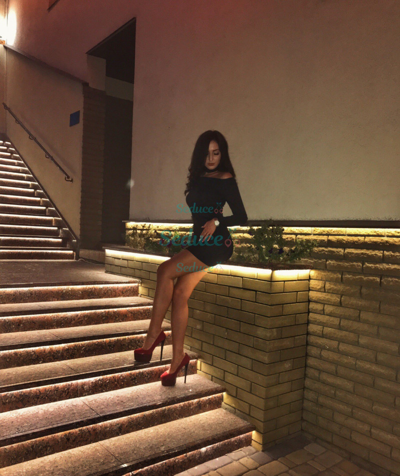 Photo escort girl Kristina: the best escort service