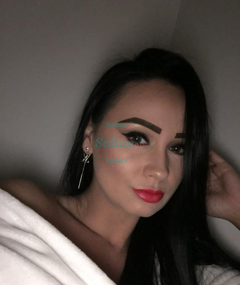Photo escort girl Julia: the best escort service