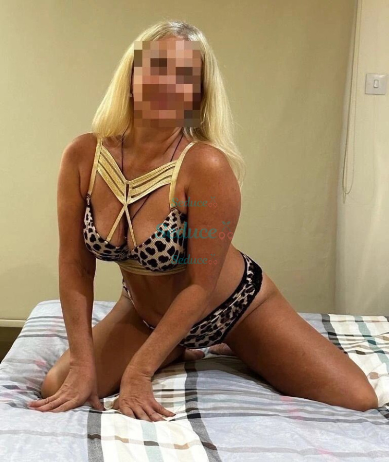 Photo escort girl Liana: the best escort service