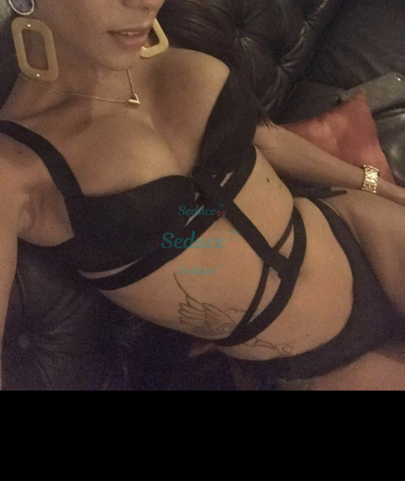 Photo escort girl Carol : the best escort service