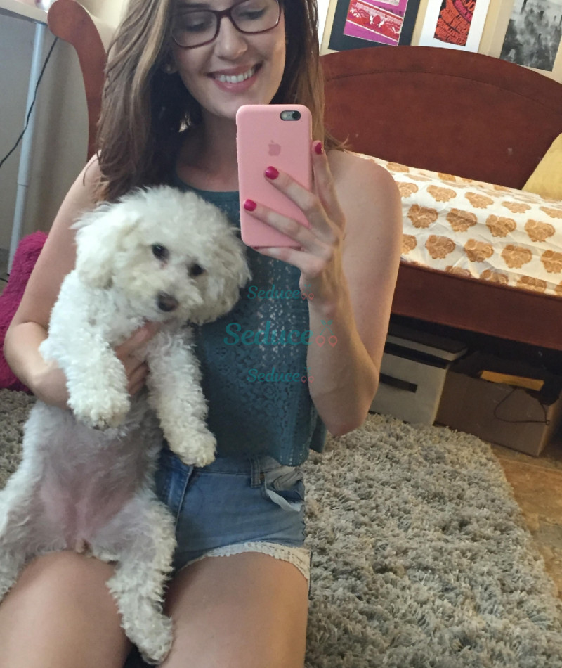 Photo escort girl Isabelle: the best escort service