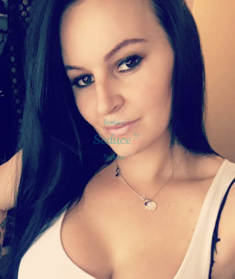 Photo escort girl Helen: the best escort service