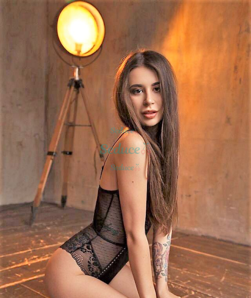 Photo escort girl Dina: the best escort service