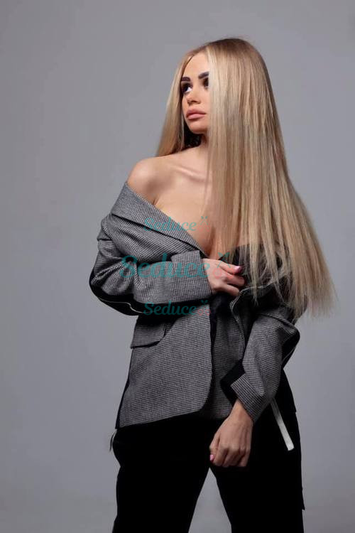 Photo escort girl Julia: the best escort service