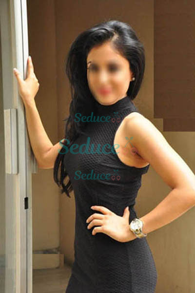 Photo escort girl Anupriya Basu: the best escort service