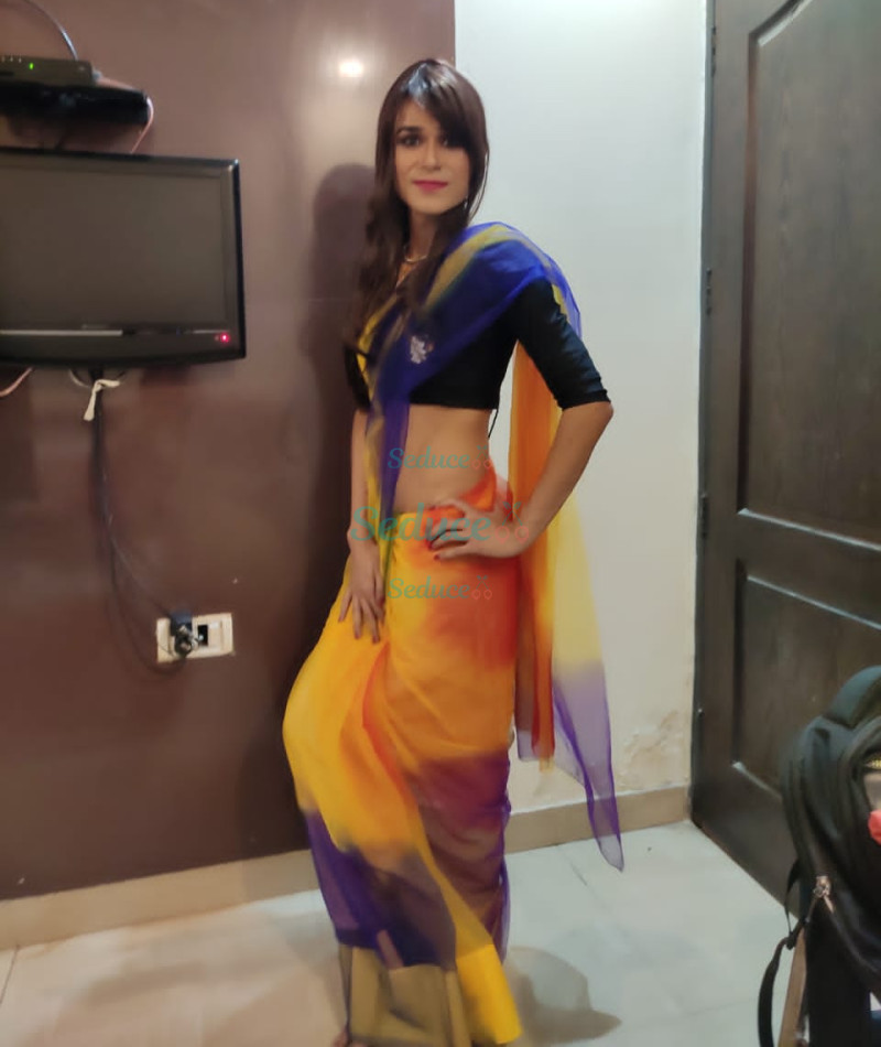 Photo escort girl Ayeshu: the best escort service