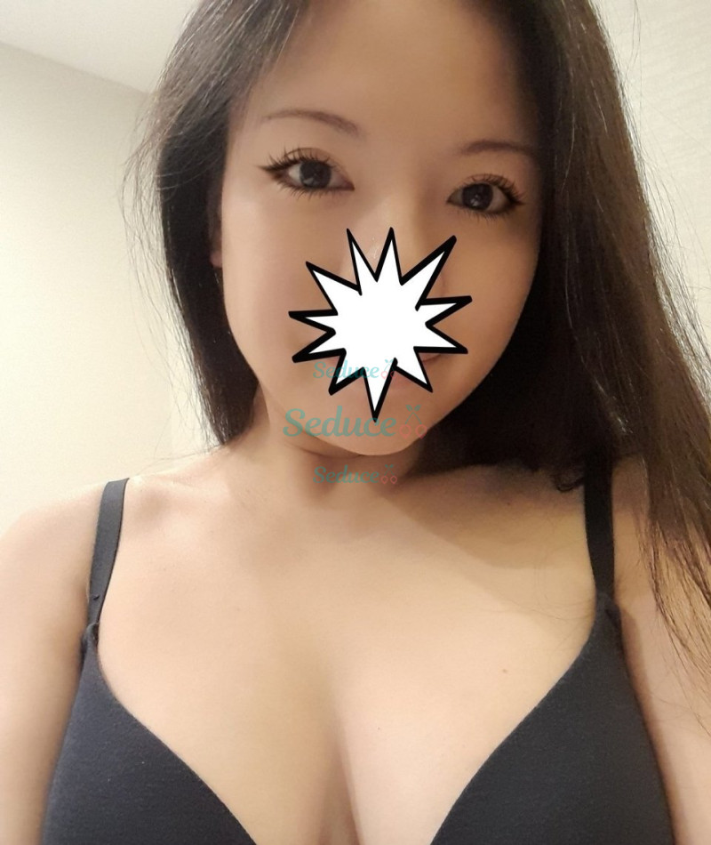 Photo escort girl Yummie: the best escort service