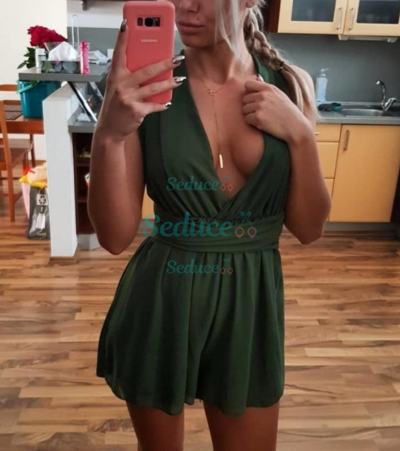 Photo escort girl Sexyhotlolita: the best escort service