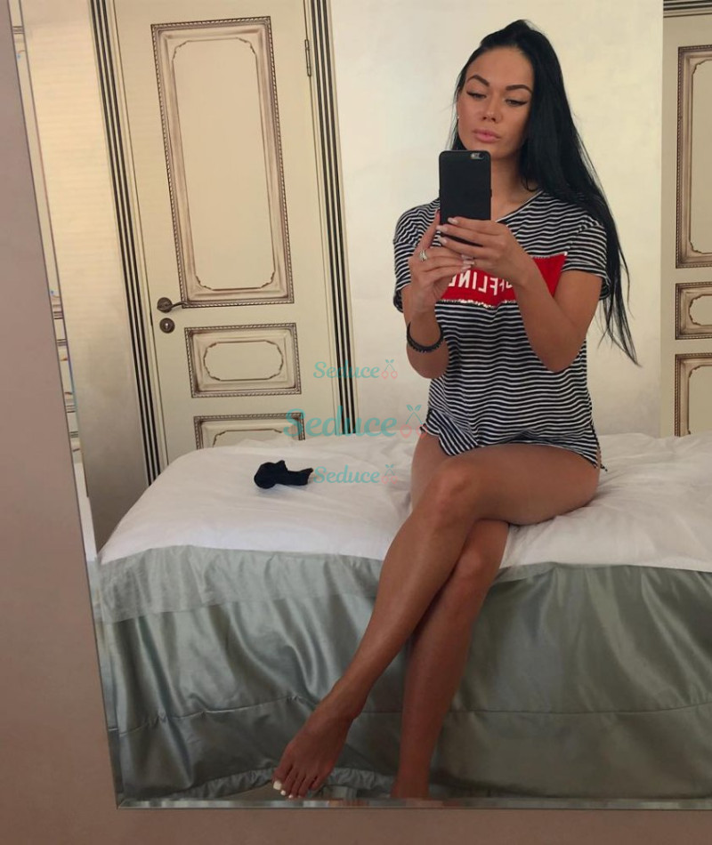 Photo escort girl Alexa: the best escort service