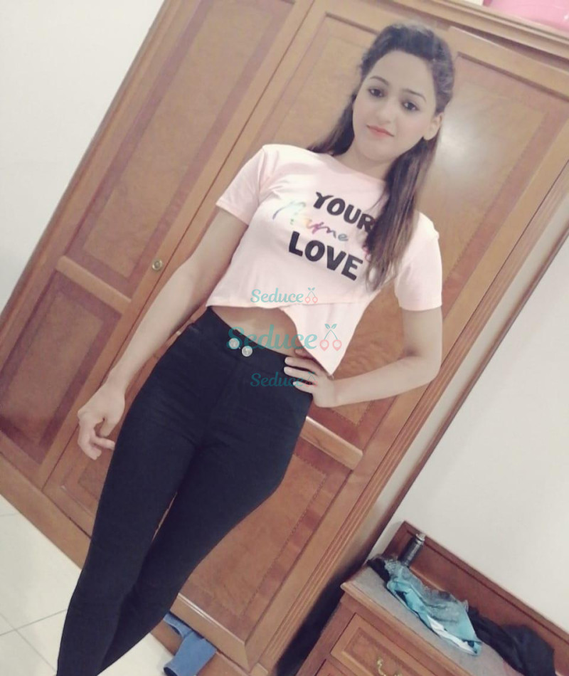 Photo escort girl Miss Kajal: the best escort service