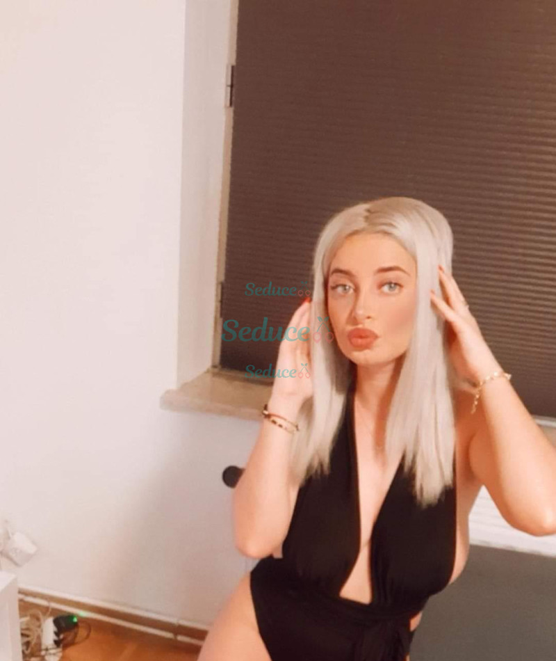 Photo escort girl myky: the best escort service