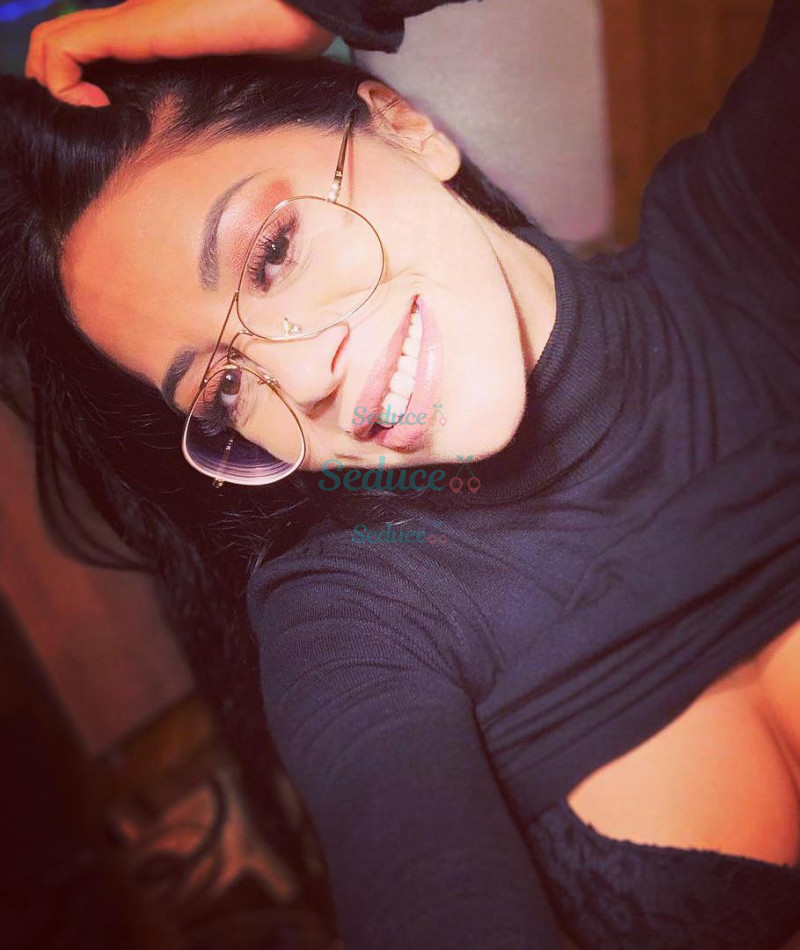 Photo escort girl Flavastinley: the best escort service