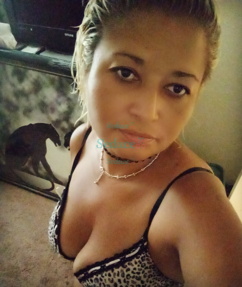 Photo escort girl Krissy: the best escort service