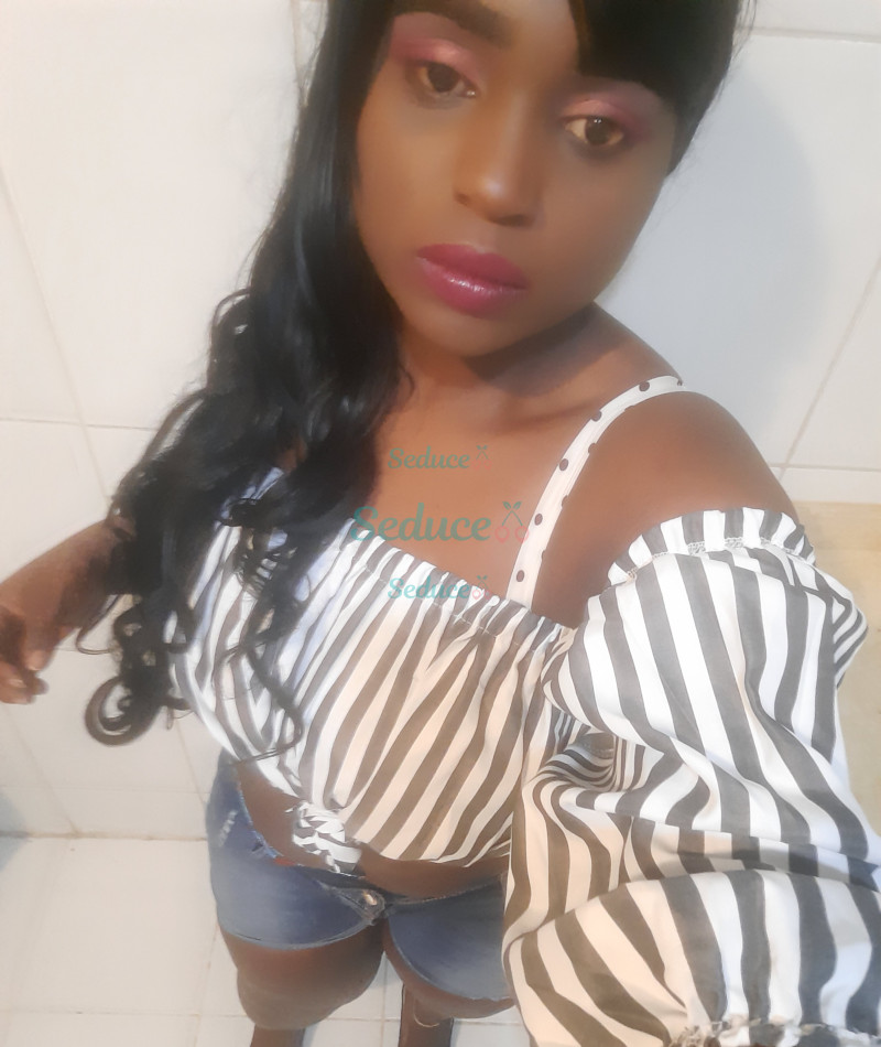 Photo escort girl Lakisha: the best escort service