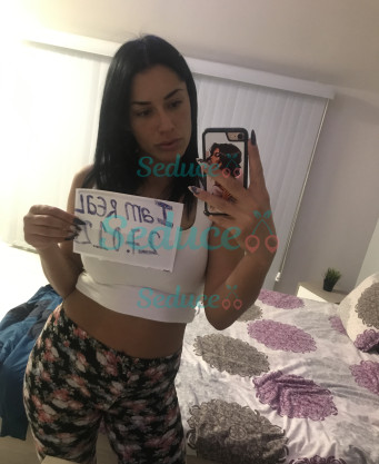 Photo escort girl Zaragold: the best escort service