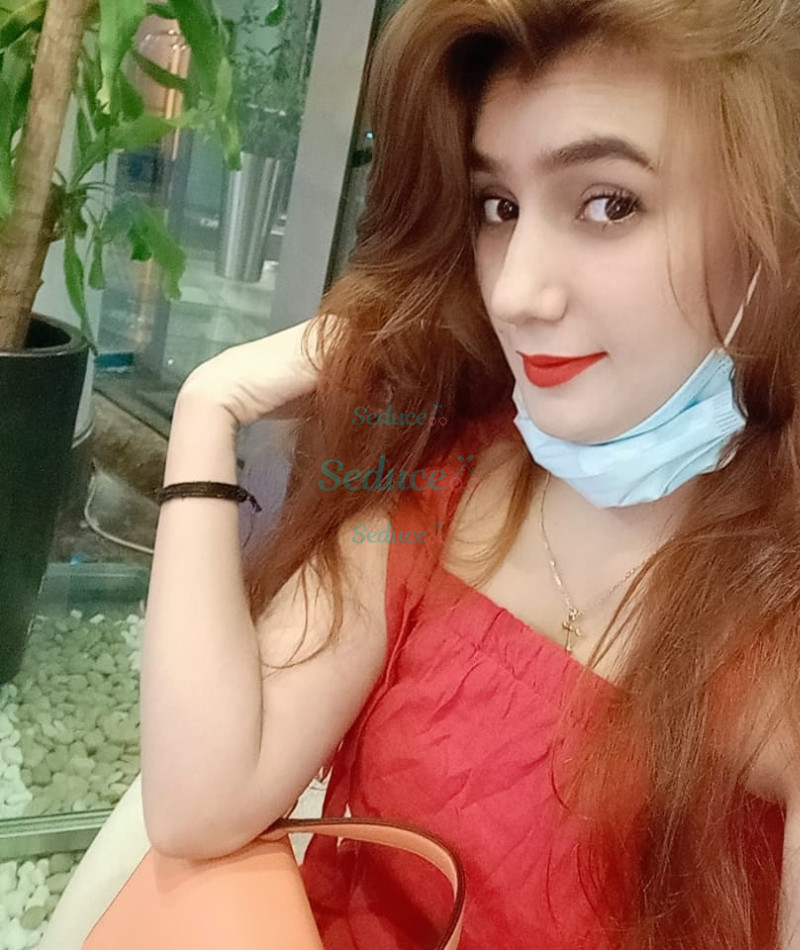 Photo escort girl Maliha : the best escort service