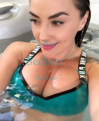 Photo escort girl bella: the best escort service