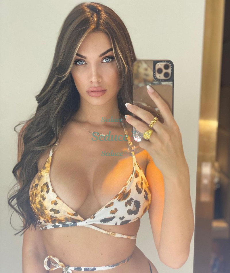 Photo escort girl juli247: the best escort service