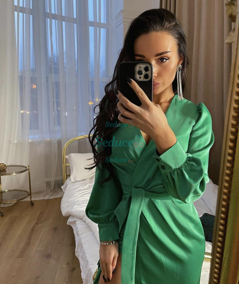Photo escort girl Julia: the best escort service