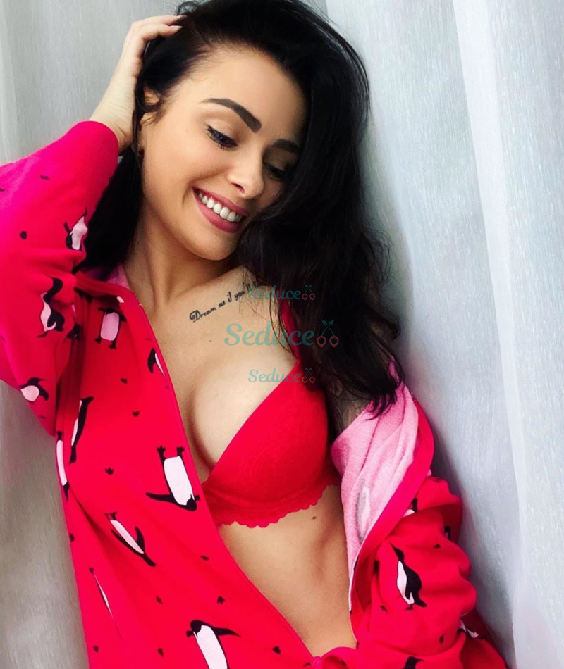 Photo escort girl Alexandra: the best escort service