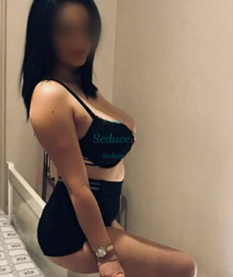 Photo escort girl RAMONA: the best escort service