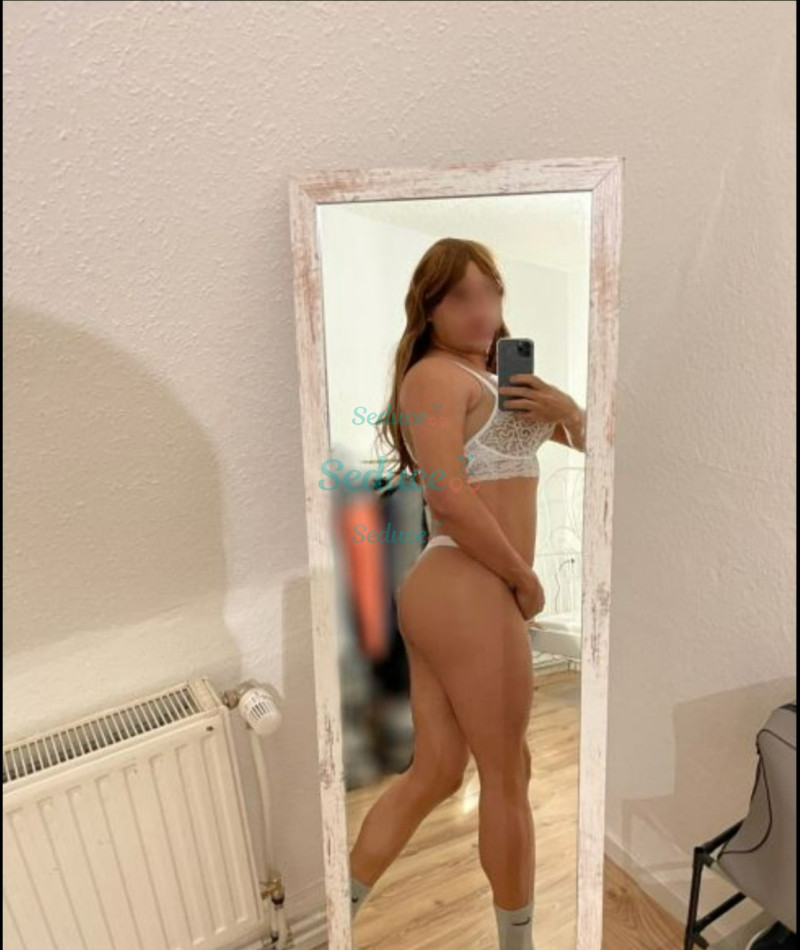 Photo escort girl SheilainHalle: the best escort service