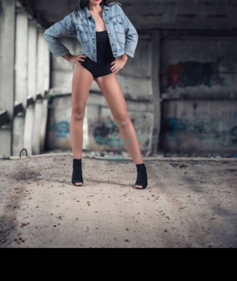 Photo escort girl Izabel: the best escort service