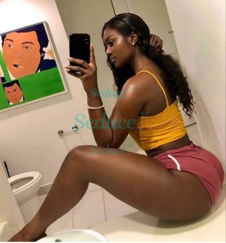 Photo escort girl Sarah: the best escort service