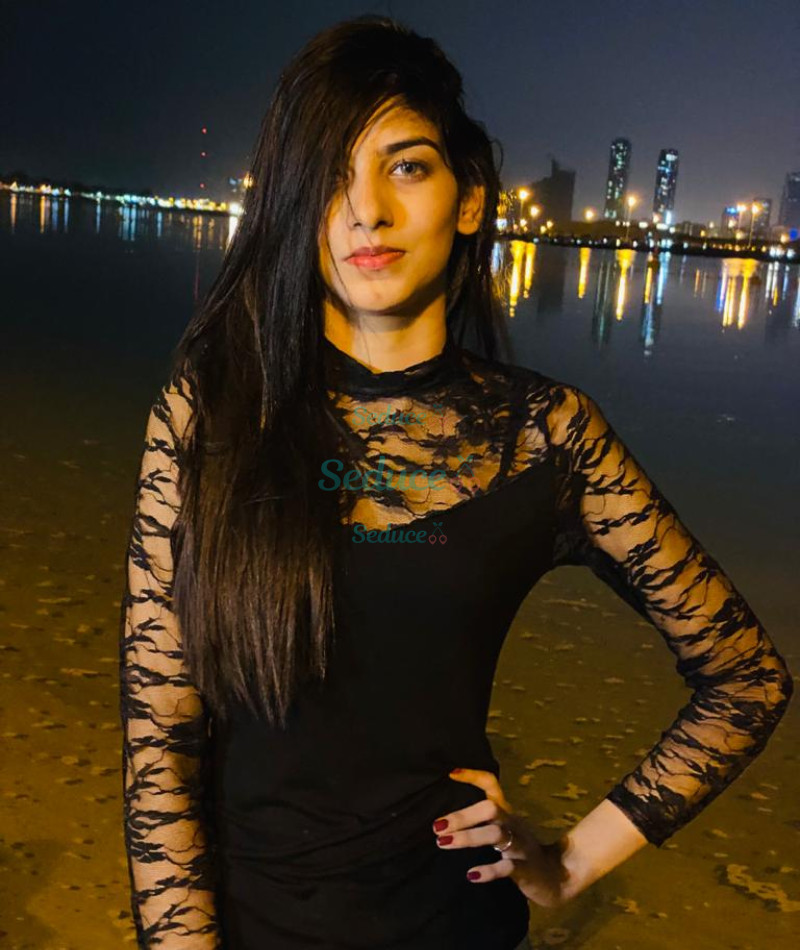 Photo escort girl Mahi: the best escort service