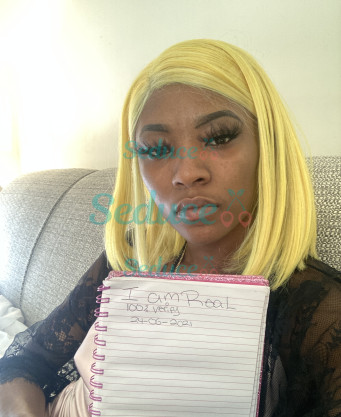 Photo escort girl FUNSIZE TEETEE : the best escort service