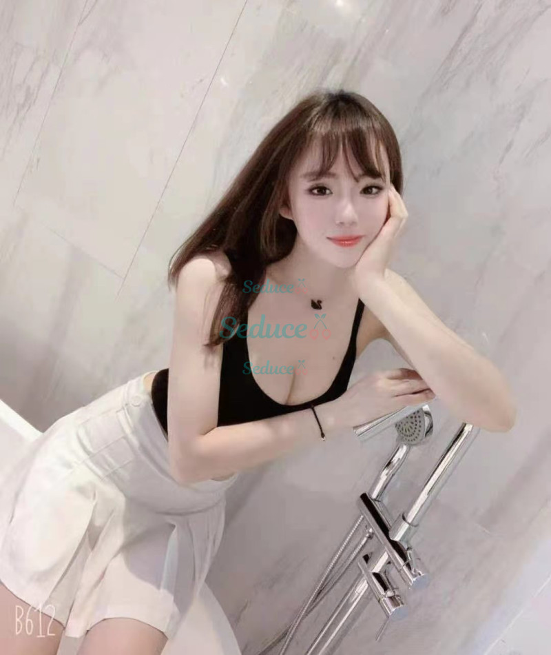 Photo escort girl Hana: the best escort service