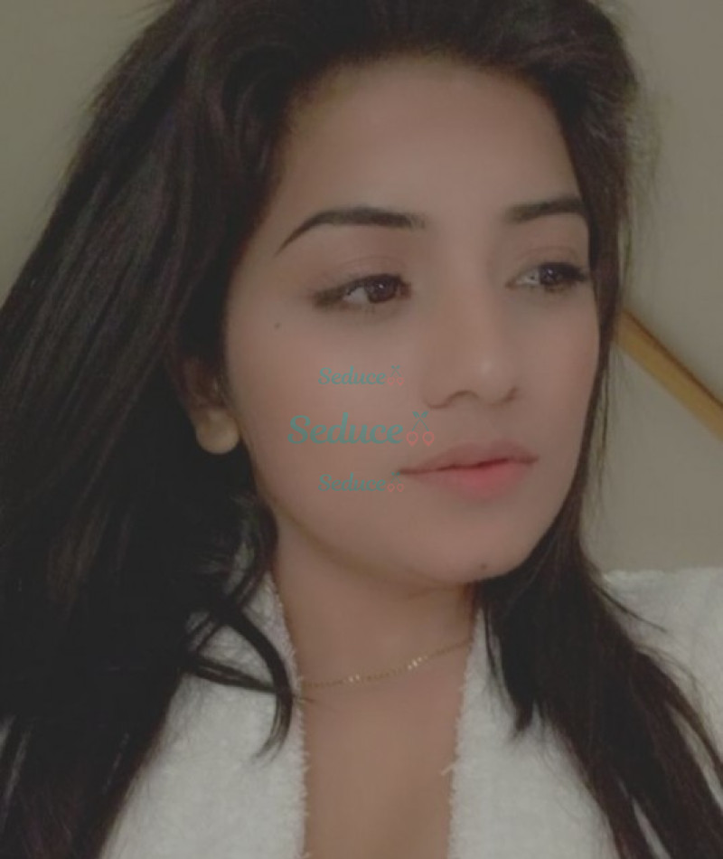 Photo escort girl Fiya: the best escort service