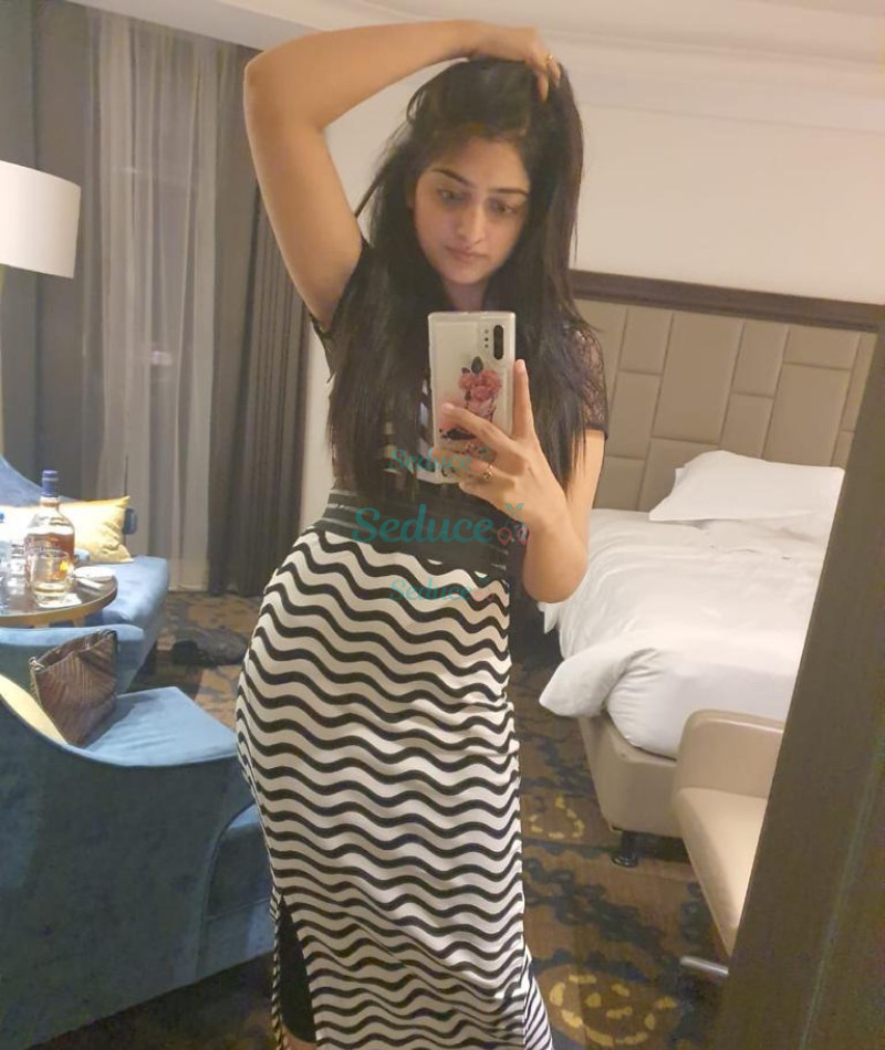 Photo escort girl Farii : the best escort service