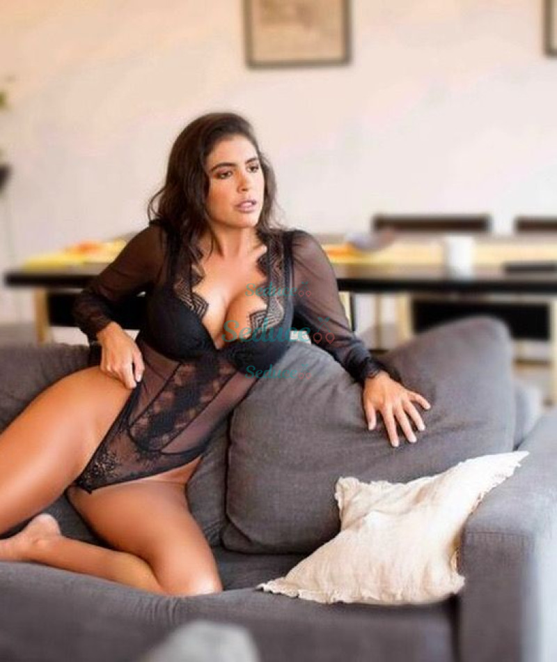 Photo escort girl Laura Mercedes DG: the best escort service