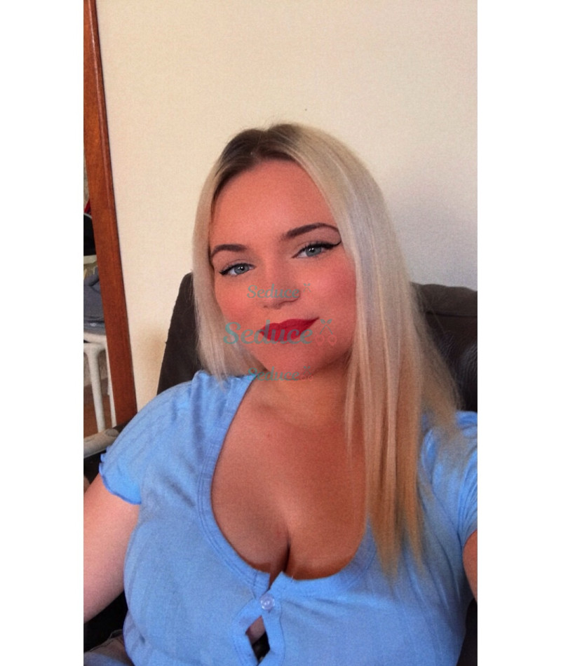 Photo escort girl Tropical : the best escort service