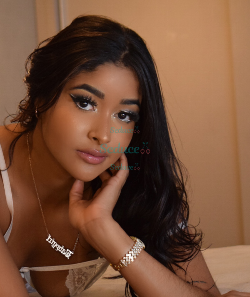 Photo escort girl Vanessa: the best escort service