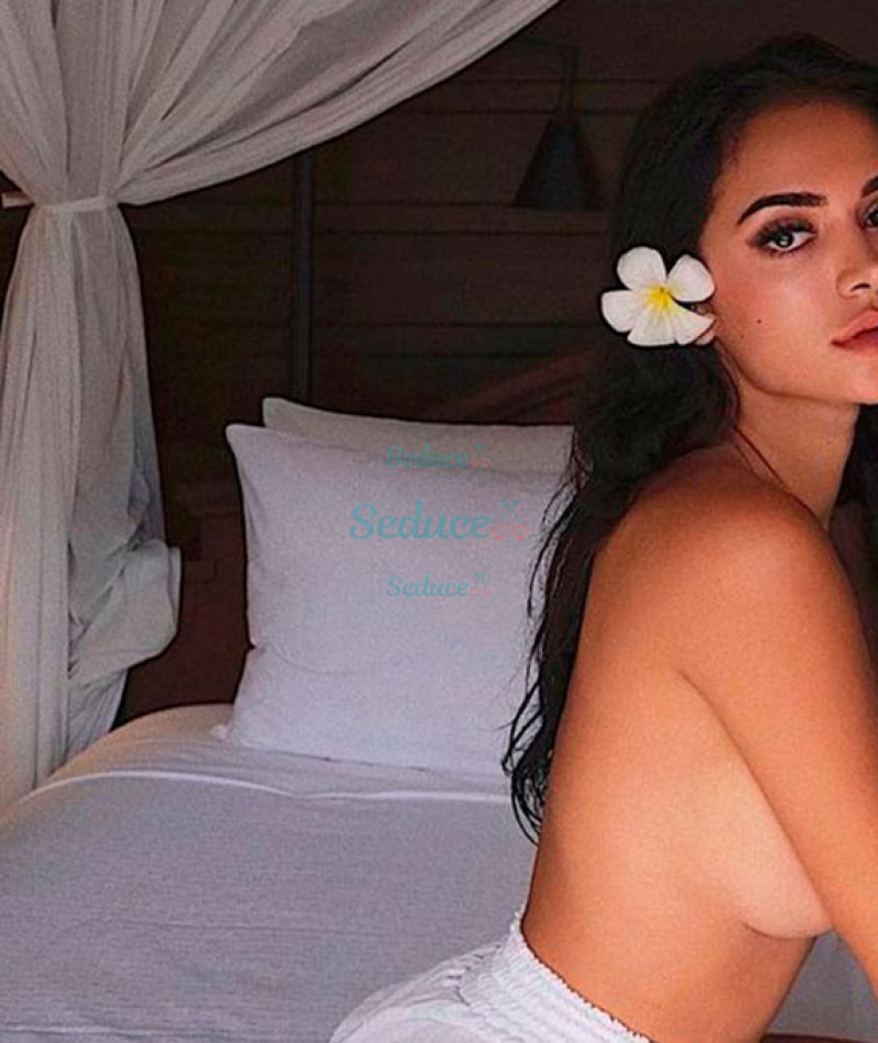Photo escort girl Stefani: the best escort service