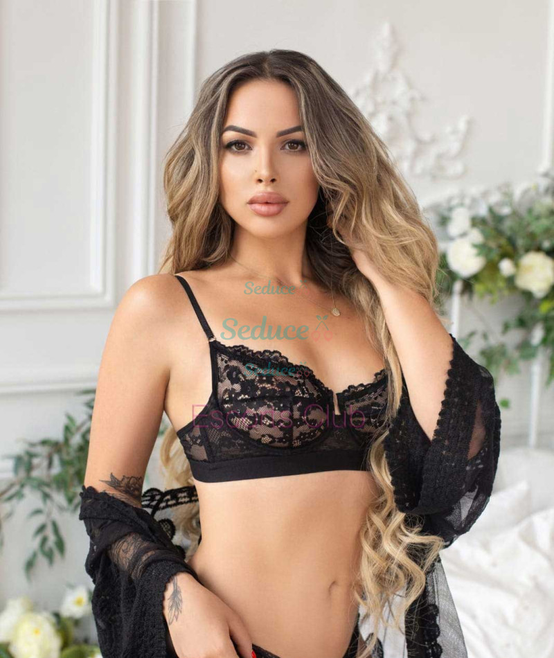 Photo escort girl Sandy : the best escort service
