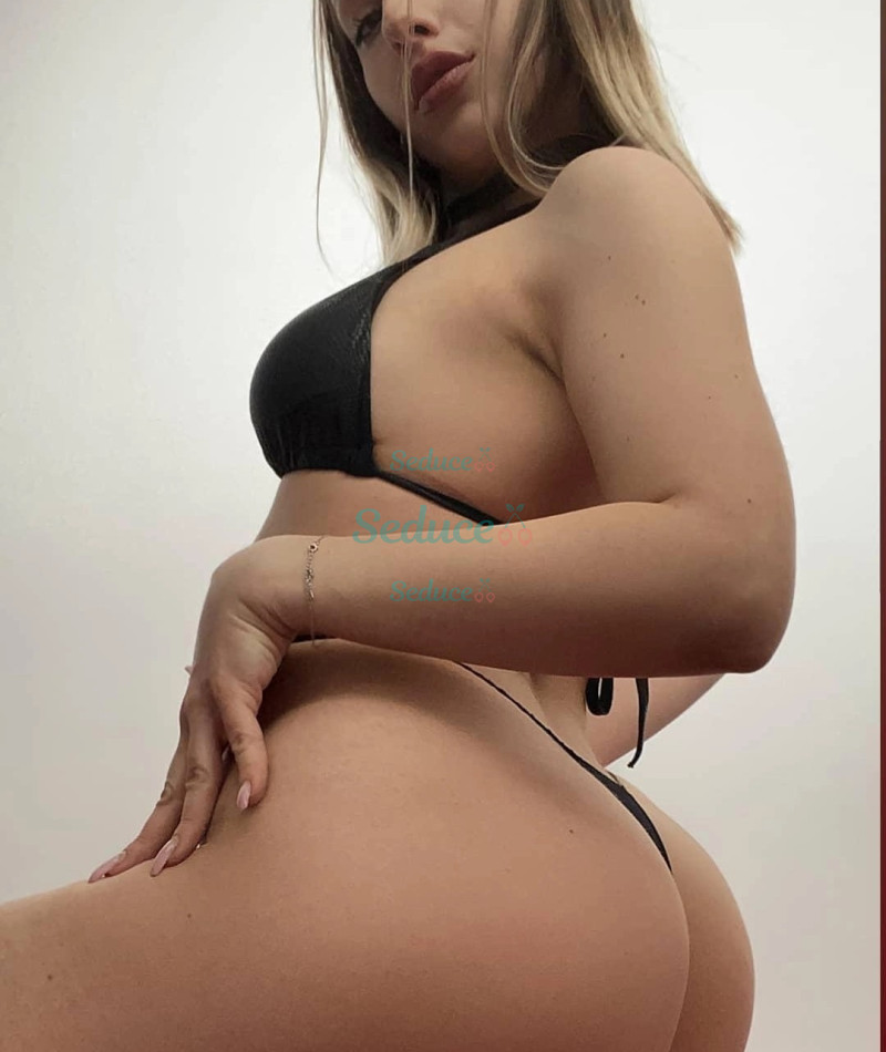 Photo escort girl Alexia: the best escort service